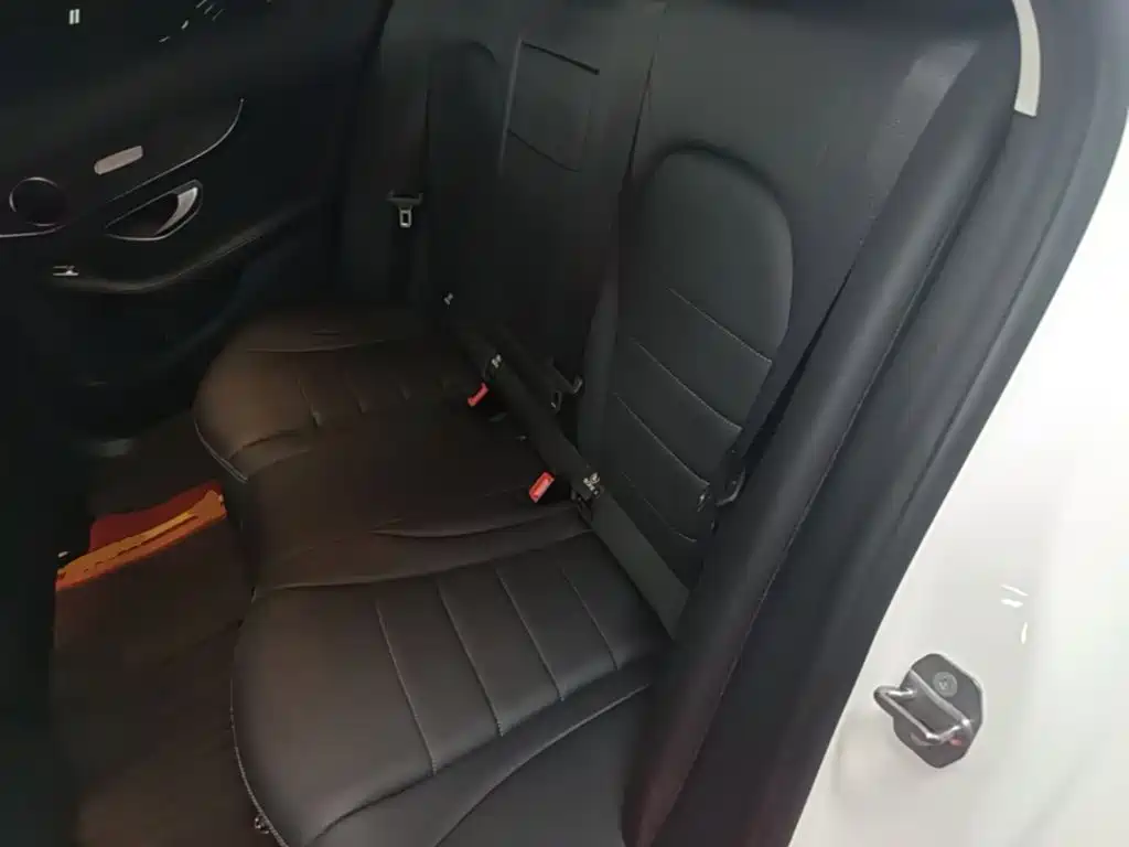 Mercedes-Benz C-Class — миниатюра 17