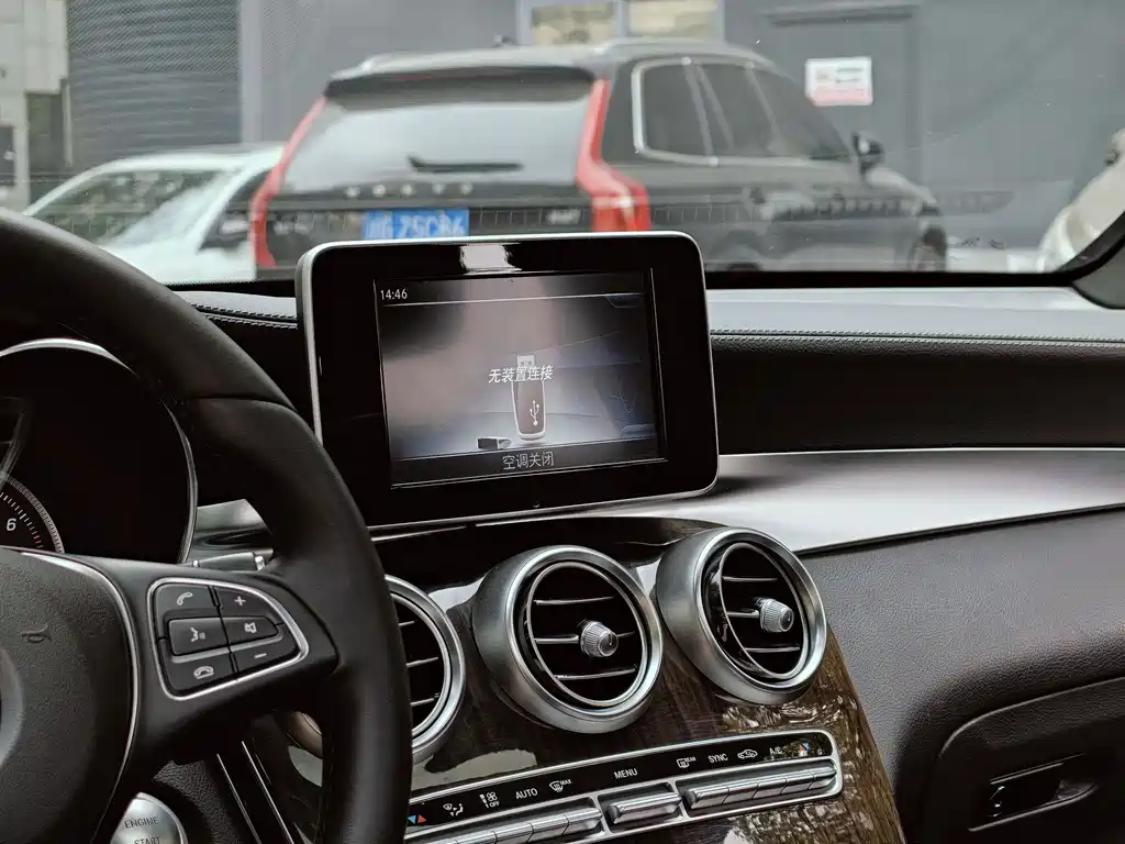 Mercedes-Benz GLC 2017 GLC 260 4MATIC