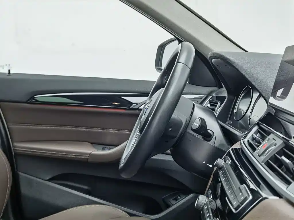 BMW X1 — миниатюра 22