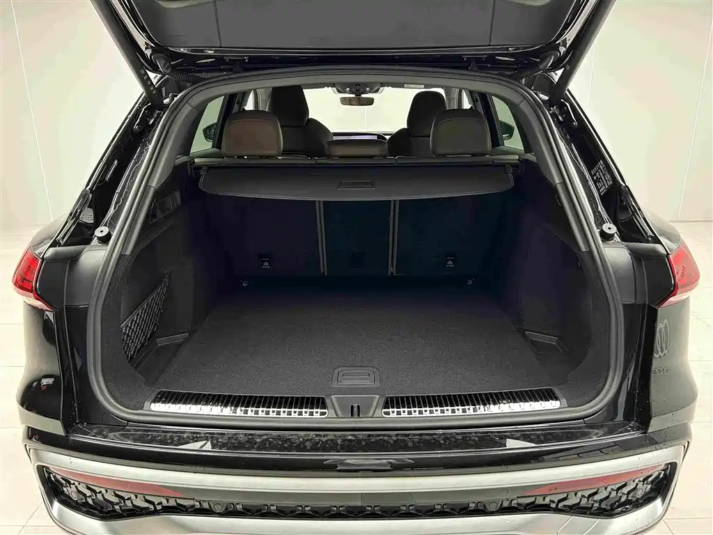 Audi Q5L — миниатюра 6