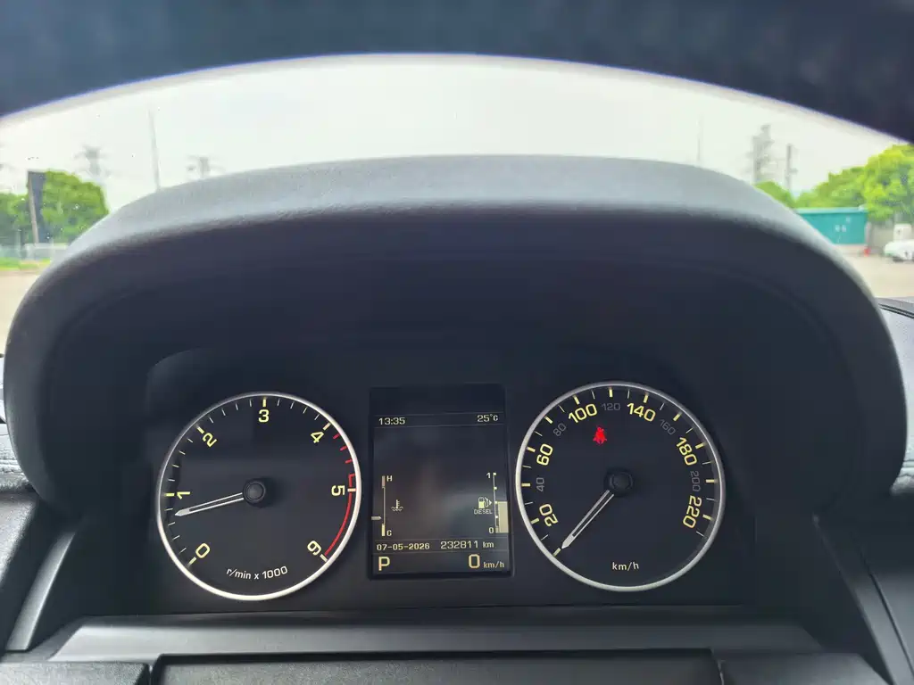 Land Rover Discovery — миниатюра 13