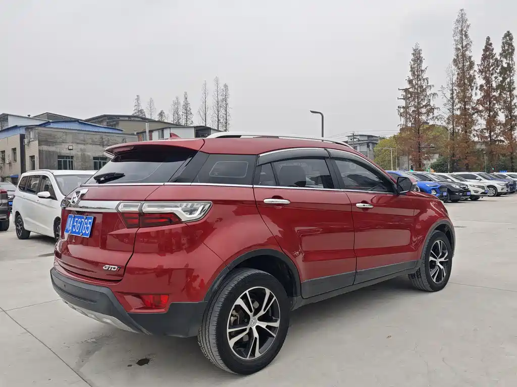 JIANGLING YUSHENG S330