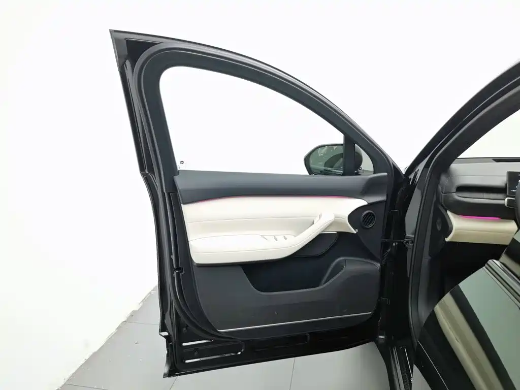 NIO ES6 — миниатюра 8