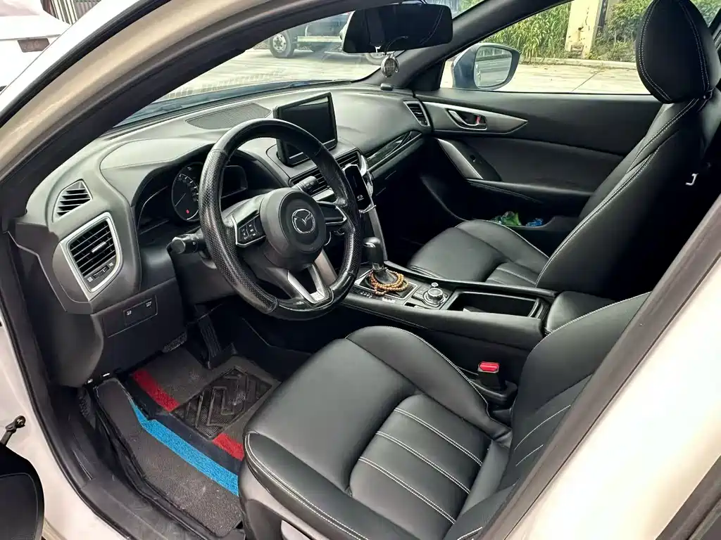 Mazda CX-4 - фото 4