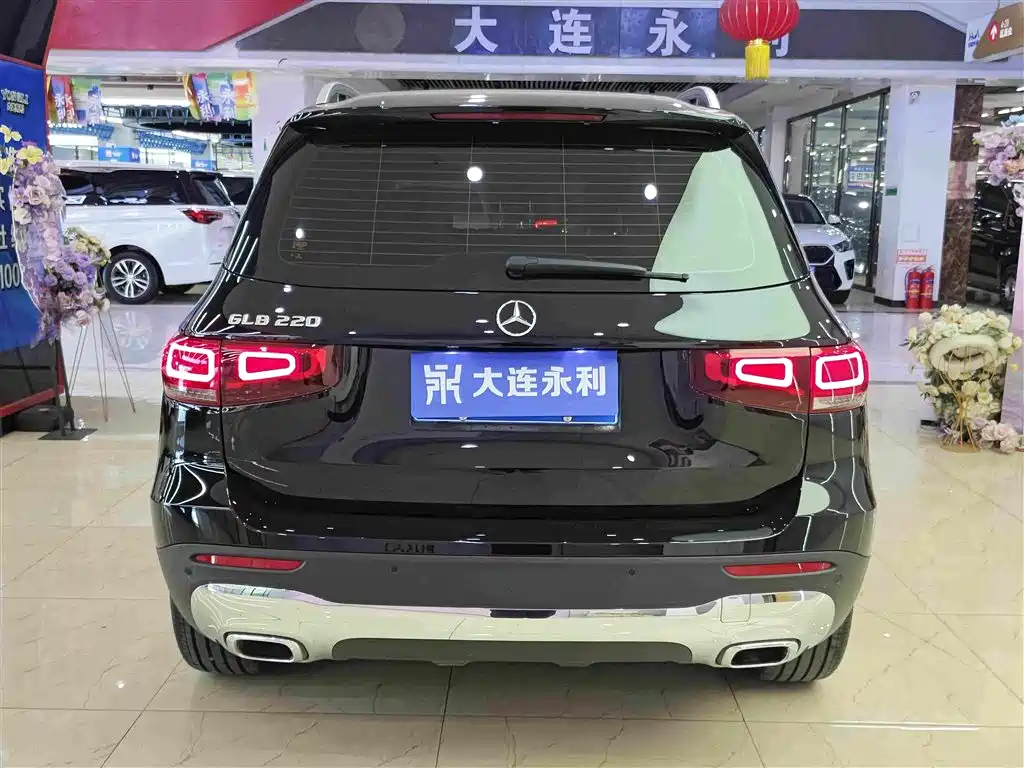 Mercedes-Benz GLB — миниатюра 15