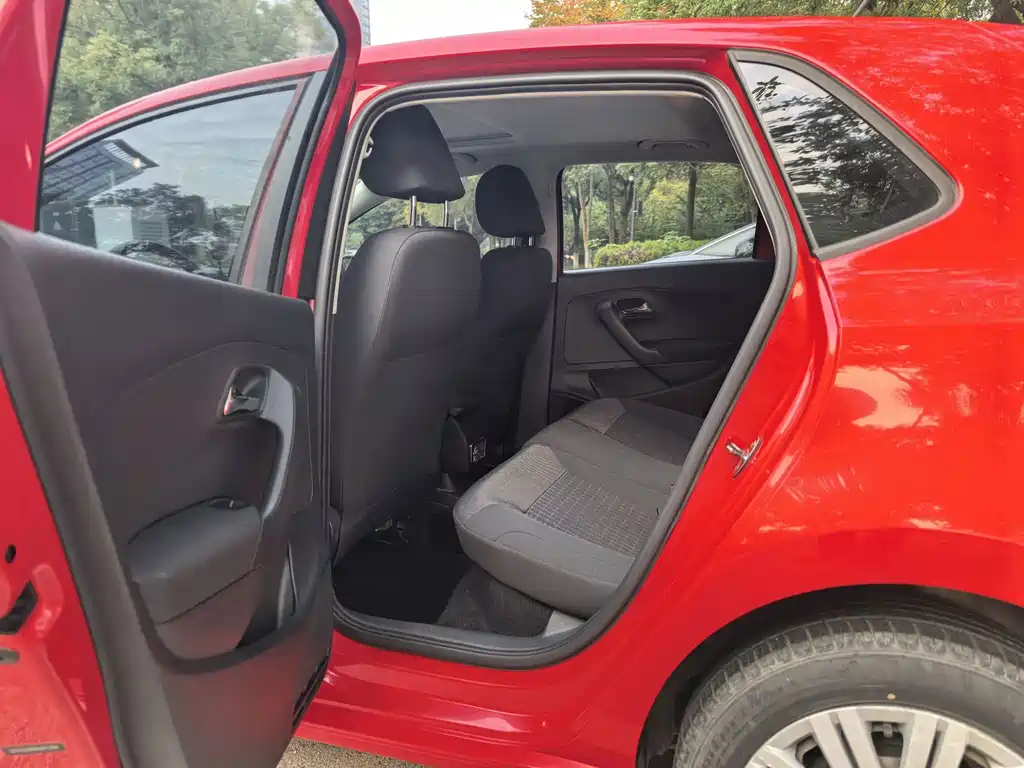 Volkswagen Polo — миниатюра 10