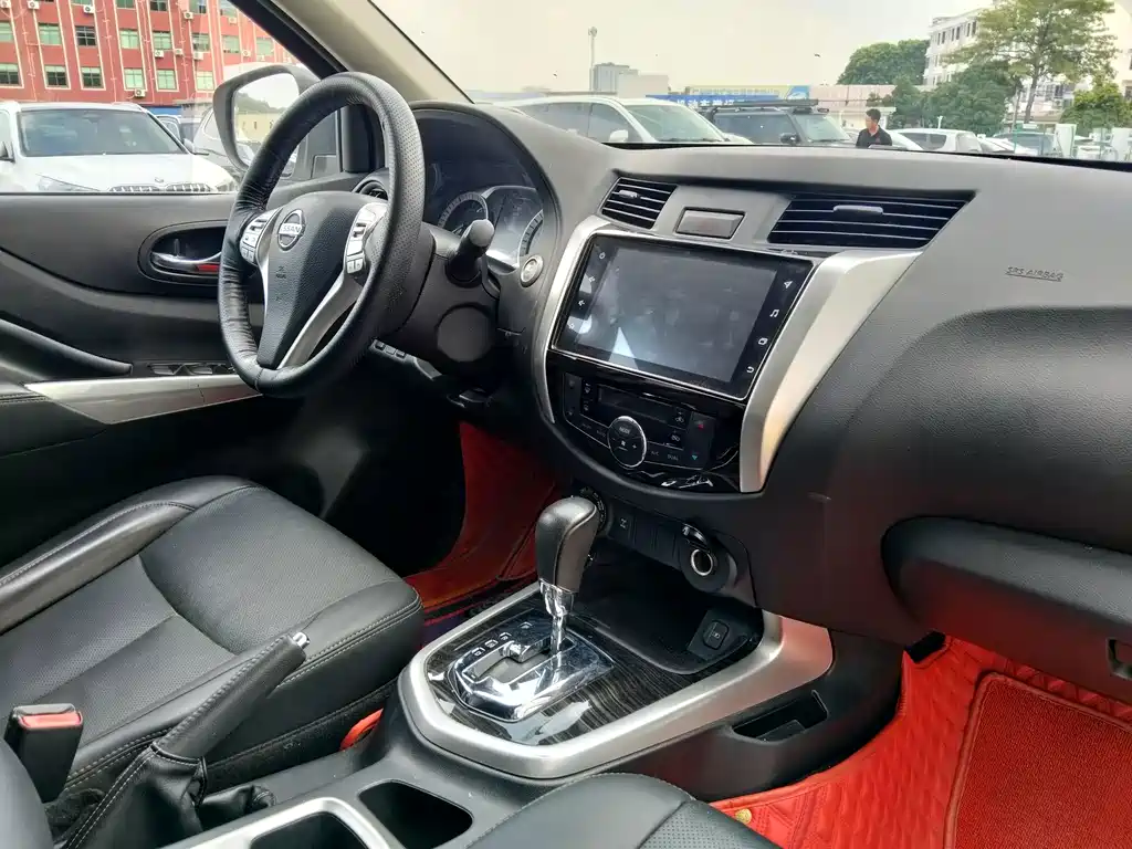 Nissan Terra — миниатюра 13
