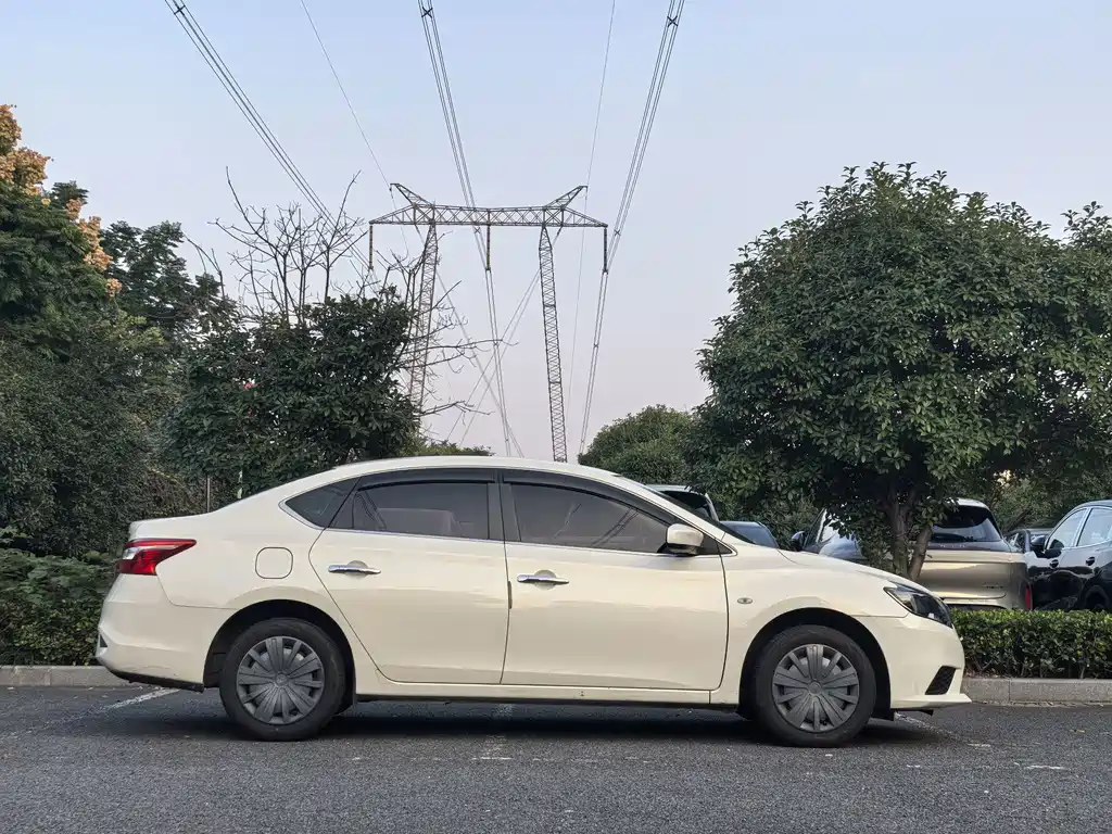 Nissan Sylphy — миниатюра 3