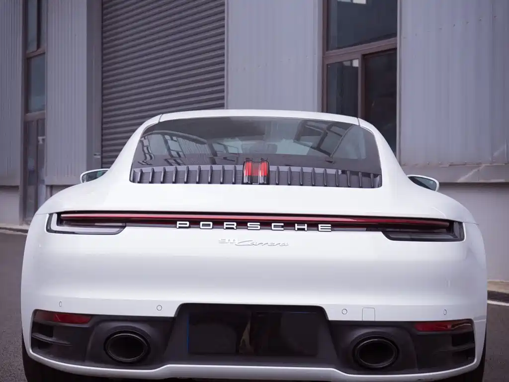 Porsche 911 2023 Carrera 3.0T