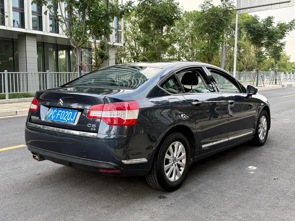Citroen C5 — миниатюра 11