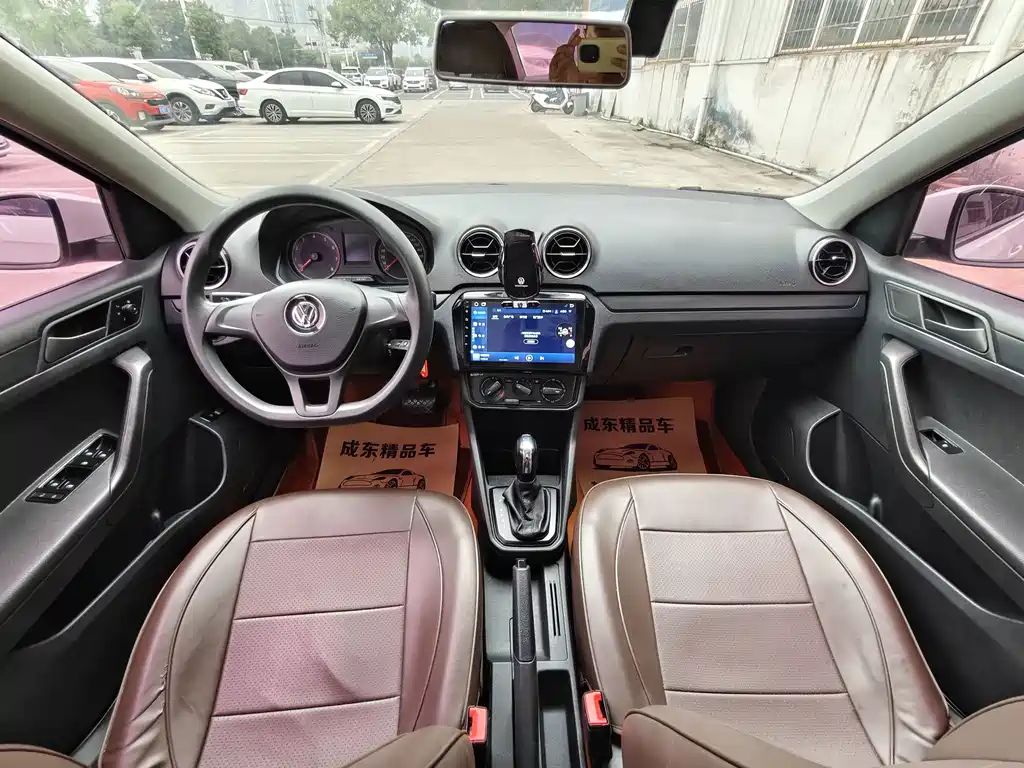 Volkswagen Jetta — миниатюра 9