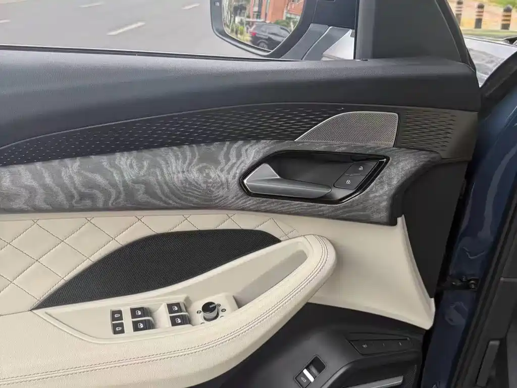 Audi Q6 — миниатюра 9