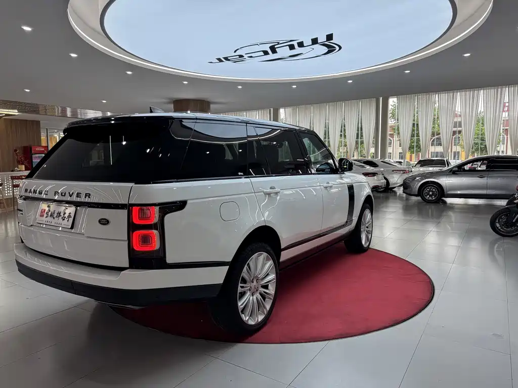 Land Rover Range Rover — миниатюра 5