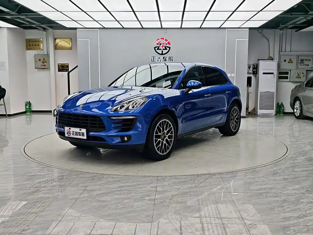 Купить Porsche Macan