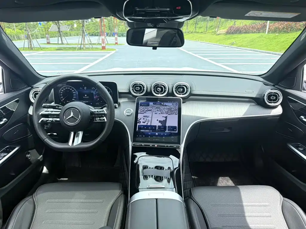 Mercedes-Benz C-Class — миниатюра 9