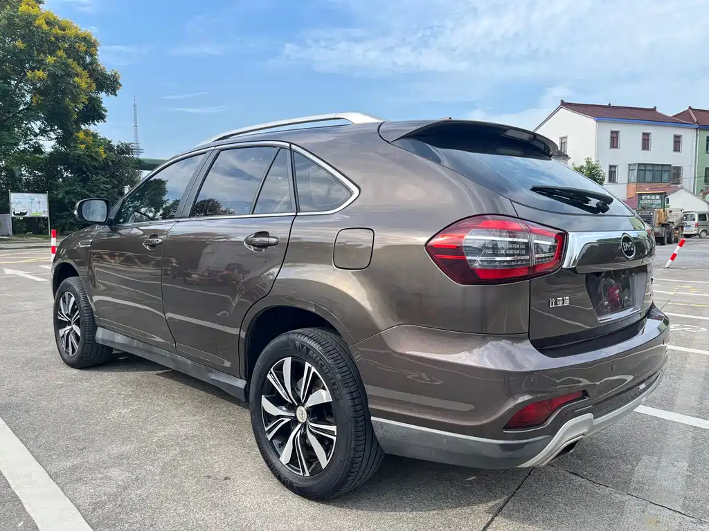 BYD S7 — миниатюра 4