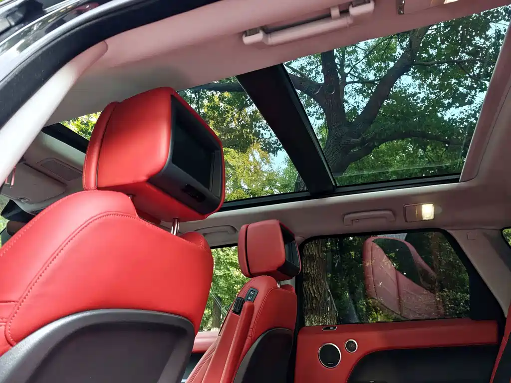 Land Rover Sport — миниатюра 6