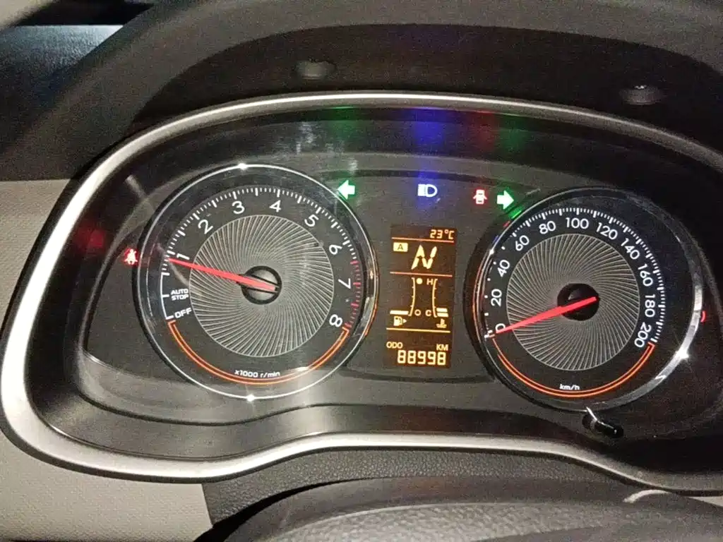 Chevrolet Sail — миниатюра 12