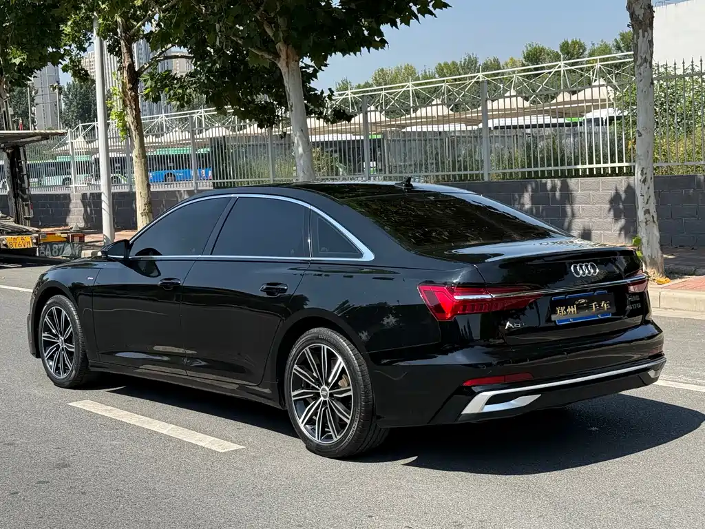 Audi A6L — миниатюра 9