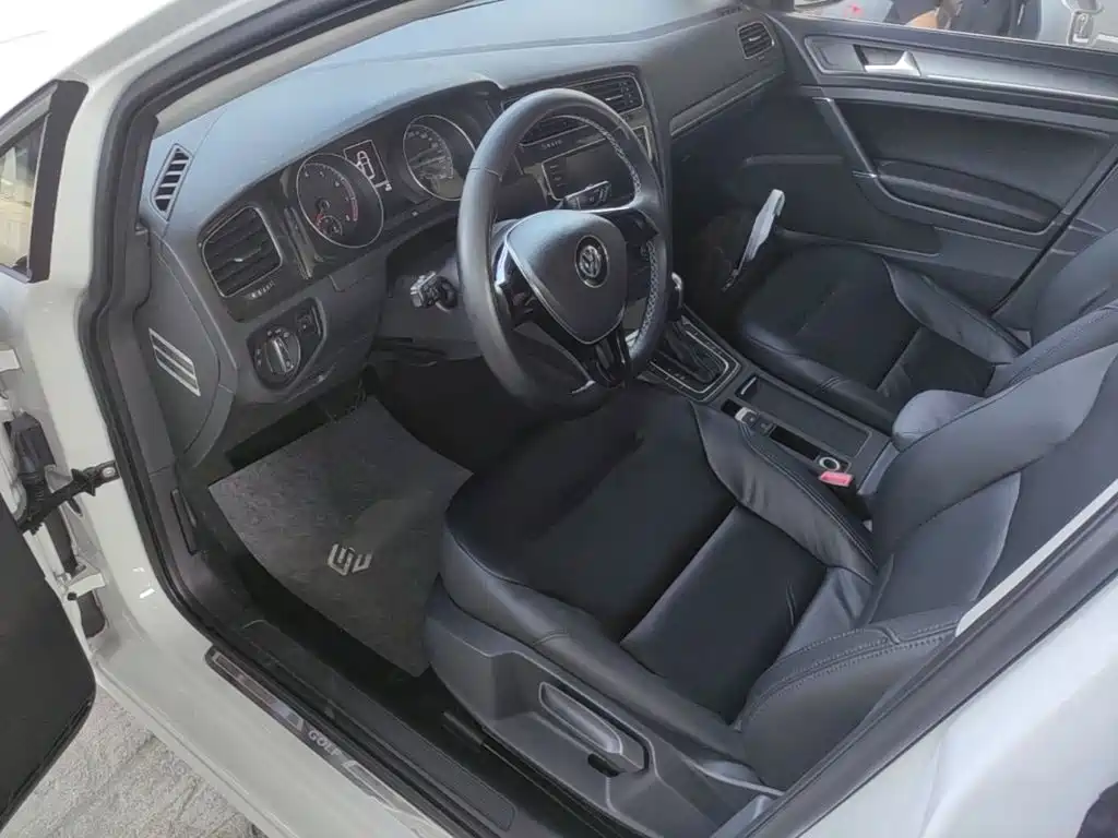 Volkswagen Golf — миниатюра 15