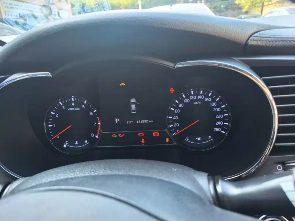 Kia K5 — миниатюра 12