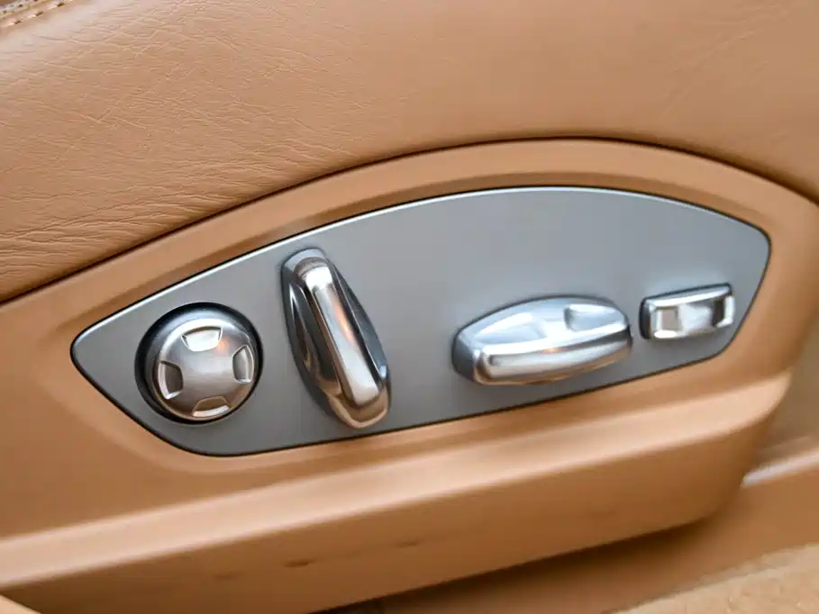 Porsche Panamera — миниатюра 21