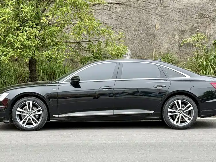 Audi A6L — миниатюра 3