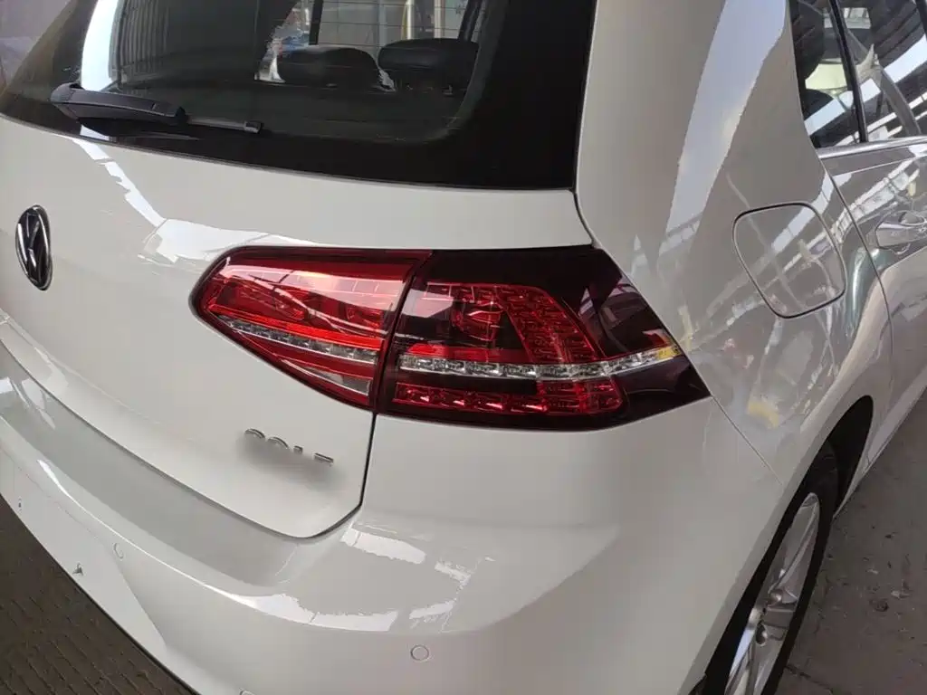 Volkswagen Golf — миниатюра 8