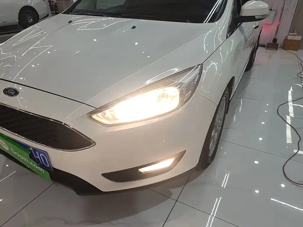 Ford Focus — миниатюра 24
