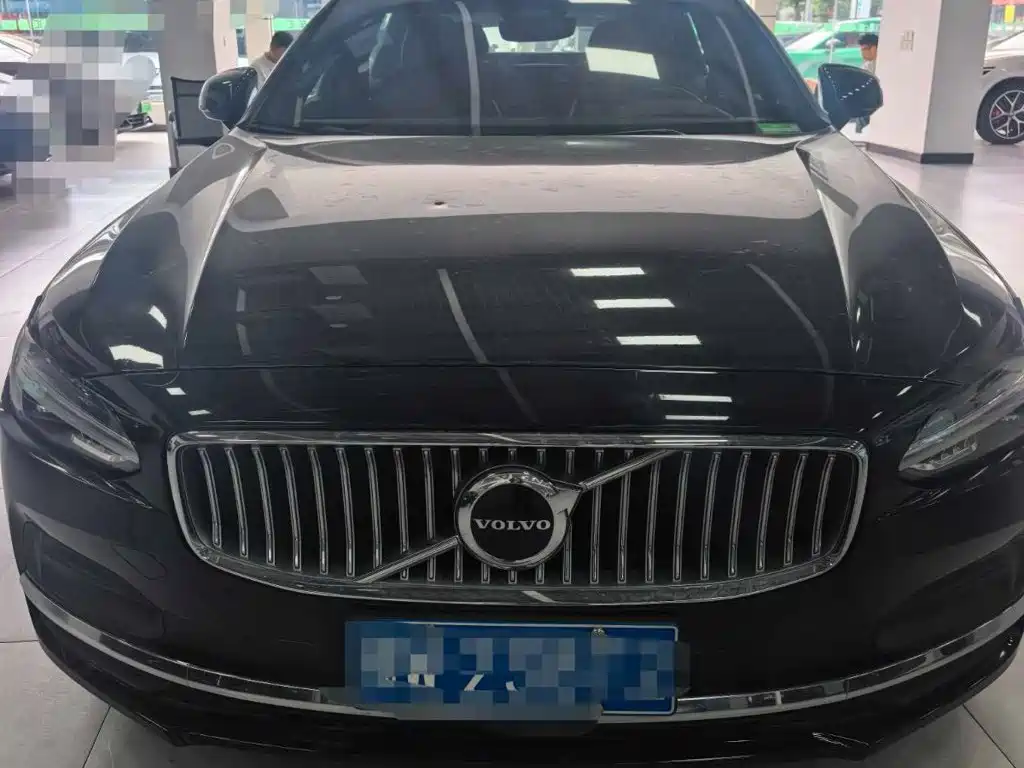 Volvo S90 — миниатюра 2