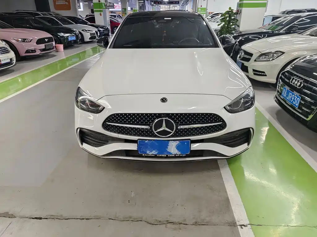 Mercedes-Benz C-Class — миниатюра 2