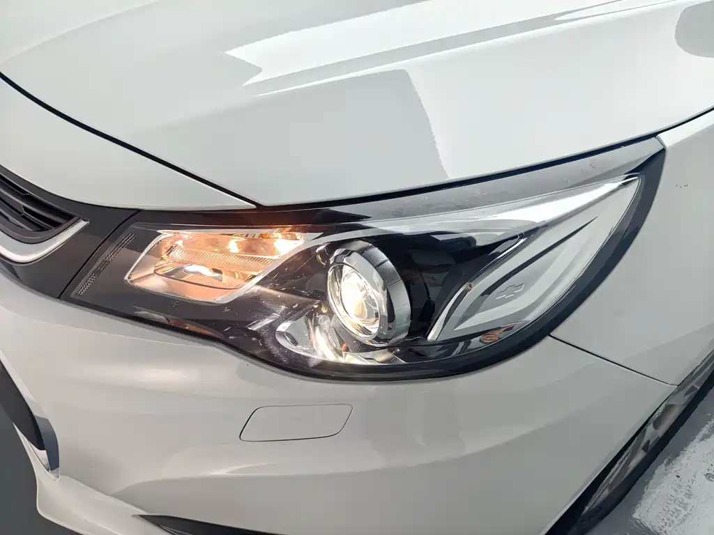 Chevrolet Malibu — миниатюра 6