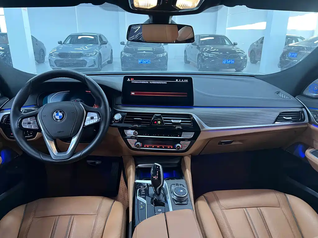 BMW 6 Series GT — миниатюра 6
