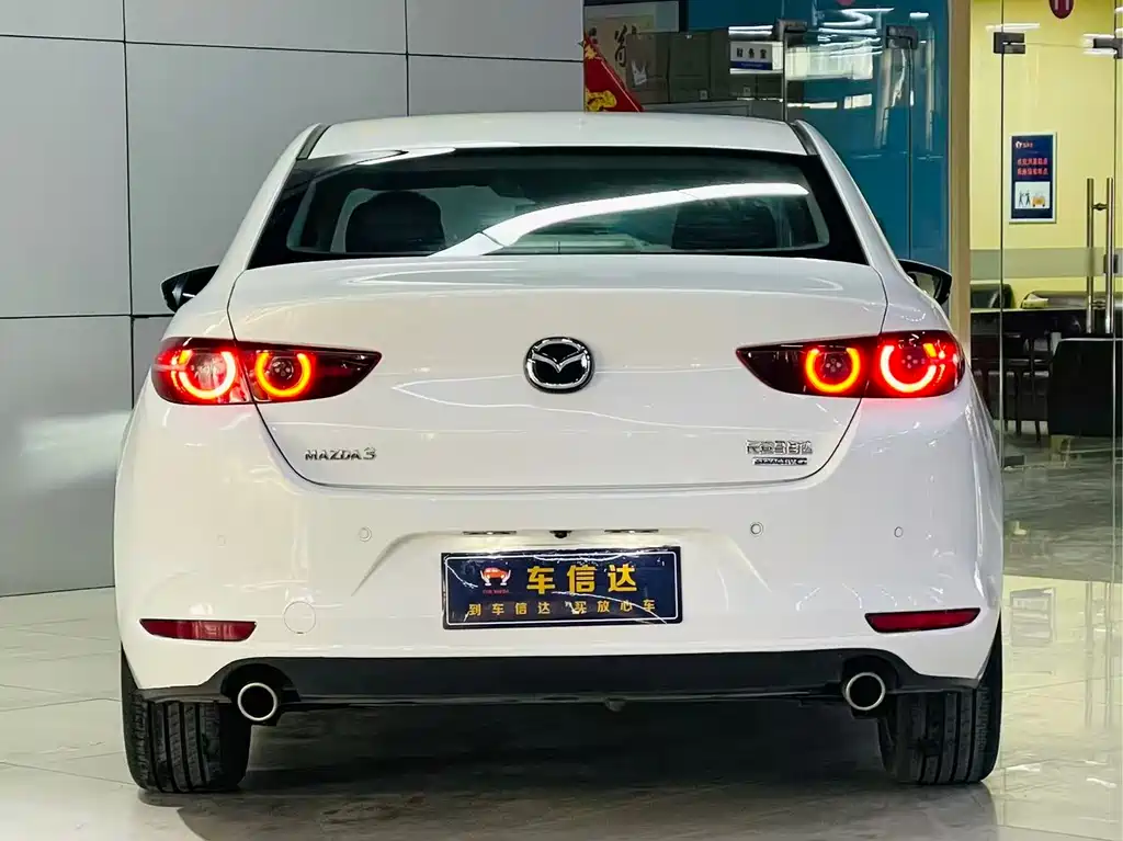 MAZDA 3 ANGKESAILA