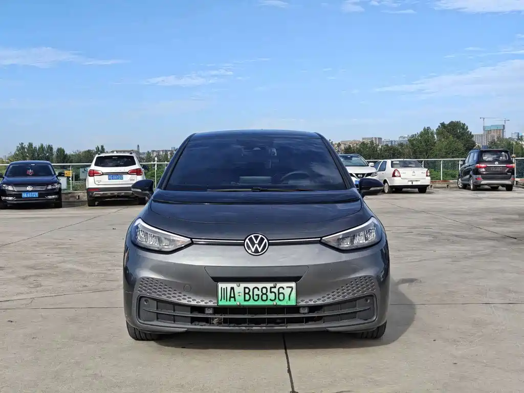 Volkswagen ID.3 — миниатюра 2