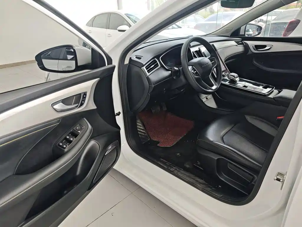 Roewe i6 MAX New Energy — миниатюра 16
