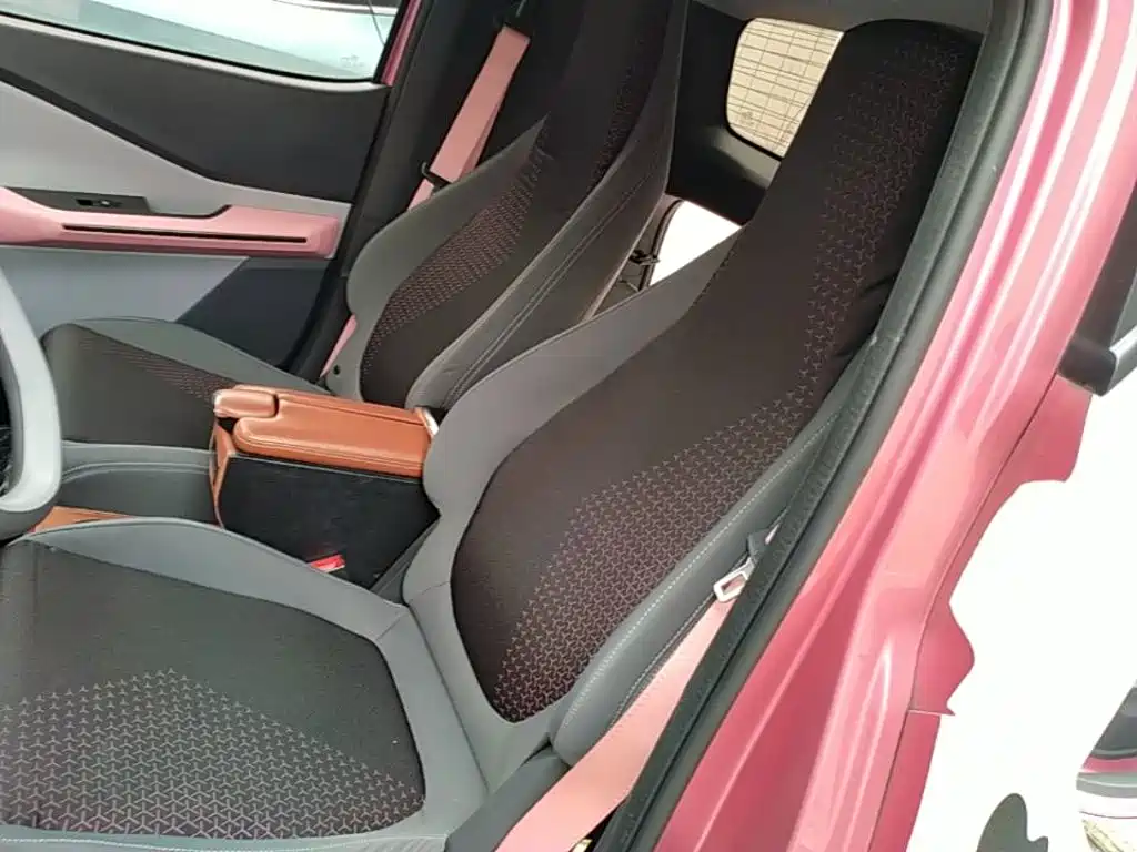Baojun E200 — миниатюра 17