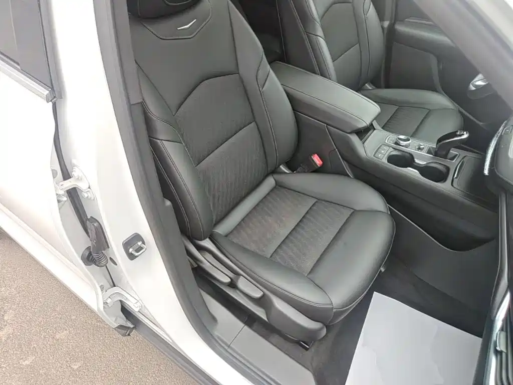 Cadillac XT4 — миниатюра 25