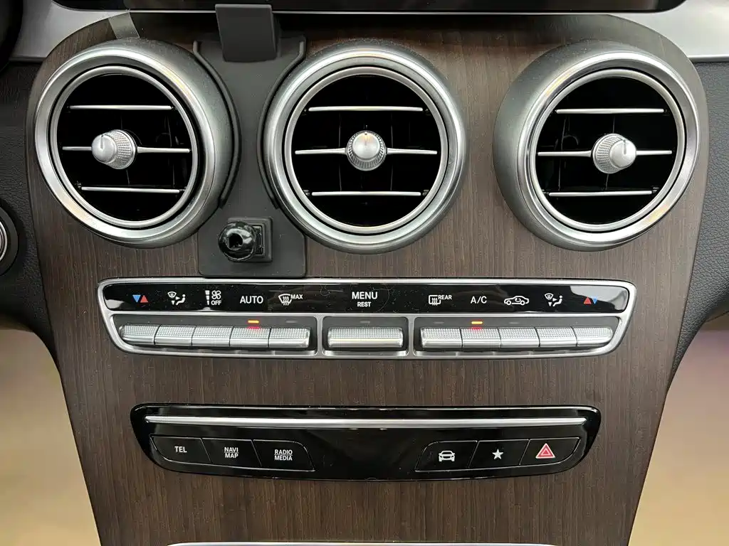 Mercedes-Benz GLC — миниатюра 44