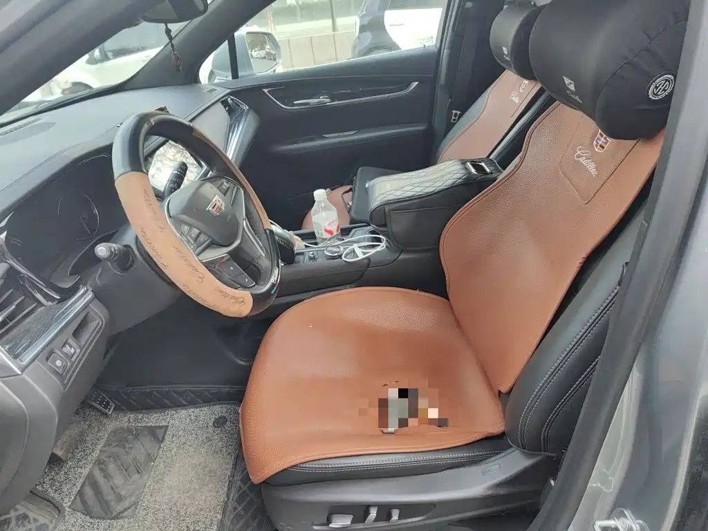 Cadillac XT5 — миниатюра 11
