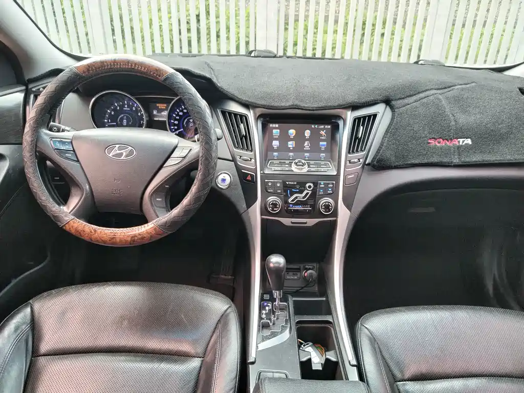 Hyundai Sonata — миниатюра 12