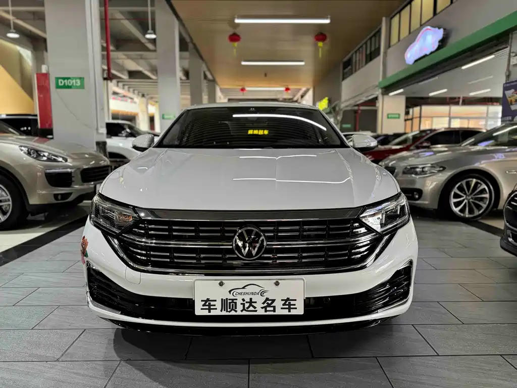 Volkswagen Sagitar — миниатюра 2