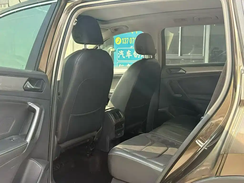 Volkswagen Tiguan L — миниатюра 6