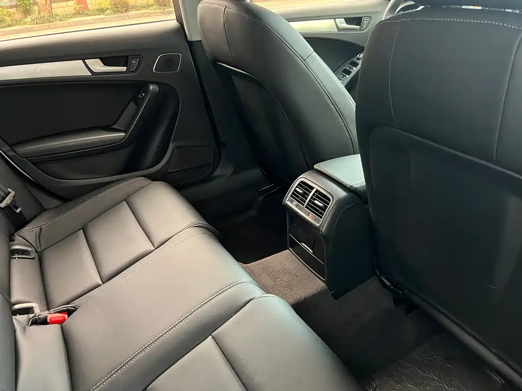 Audi A4L — миниатюра 12