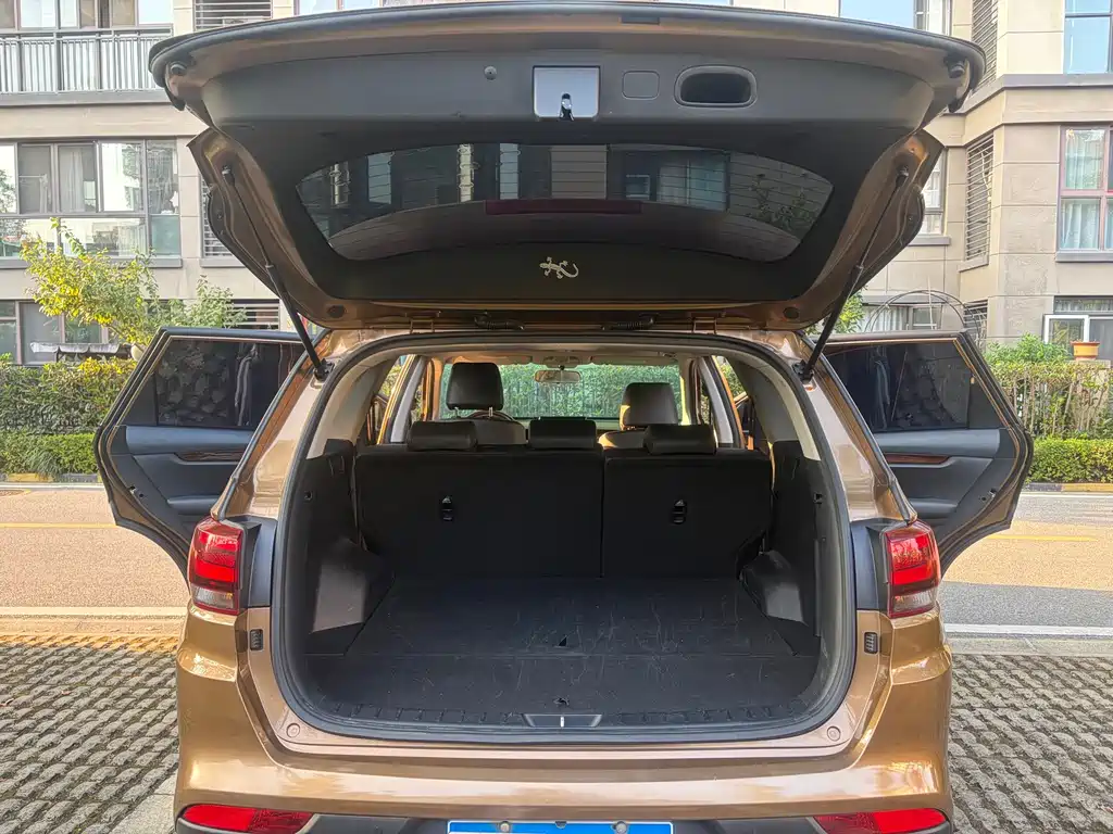 Kia KX7 — миниатюра 21