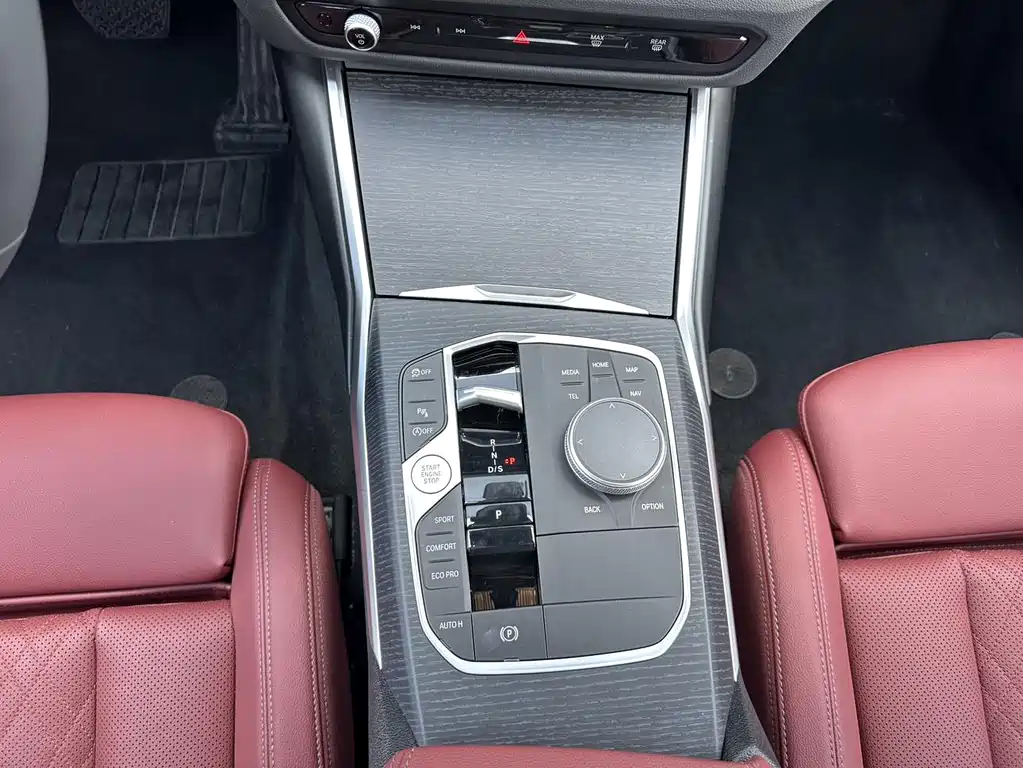BMW 3 Series — миниатюра 13
