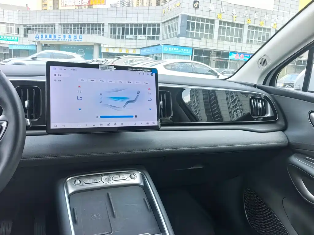 BYD Морской лев 05 EV — миниатюра 9