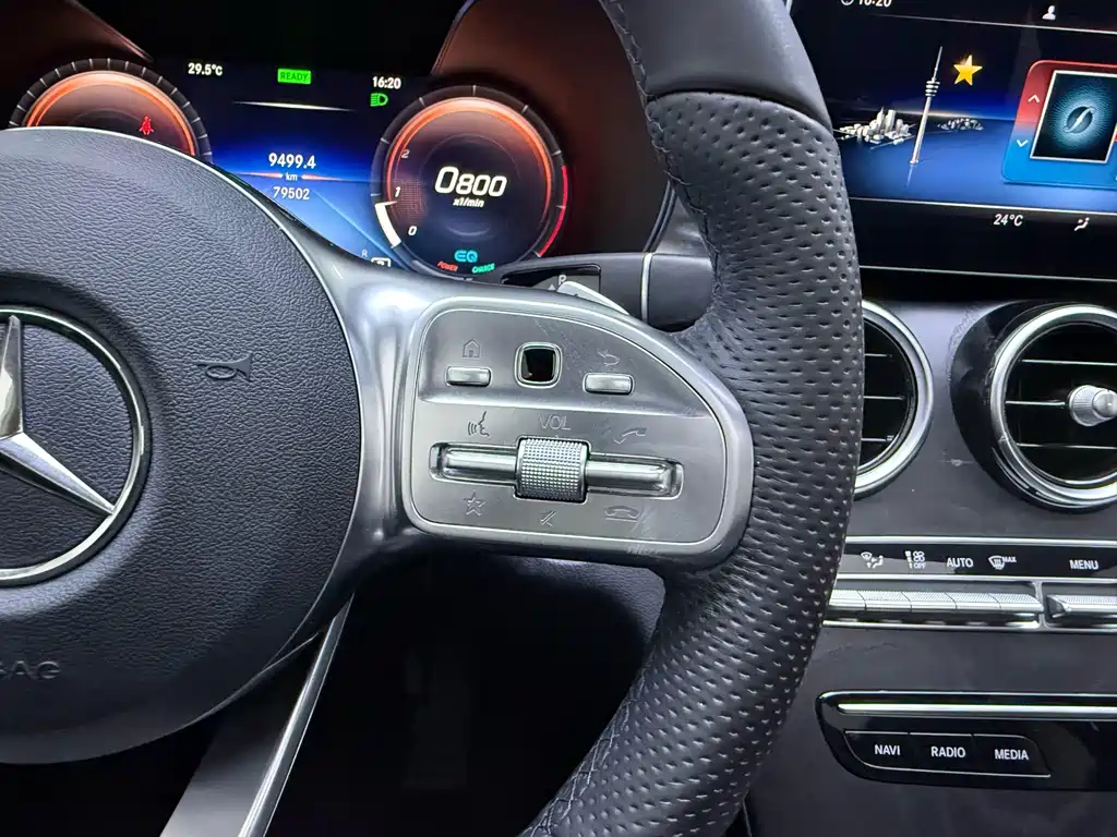 Mercedes-Benz C-Class — миниатюра 24