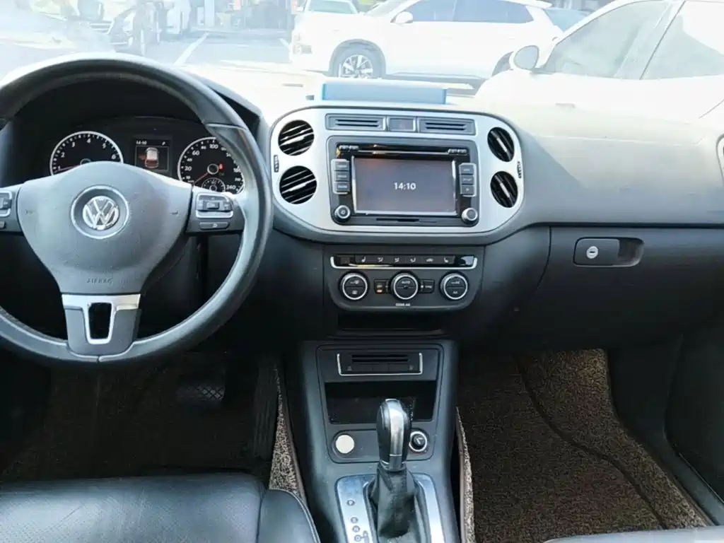 Volkswagen Tiguan — миниатюра 14