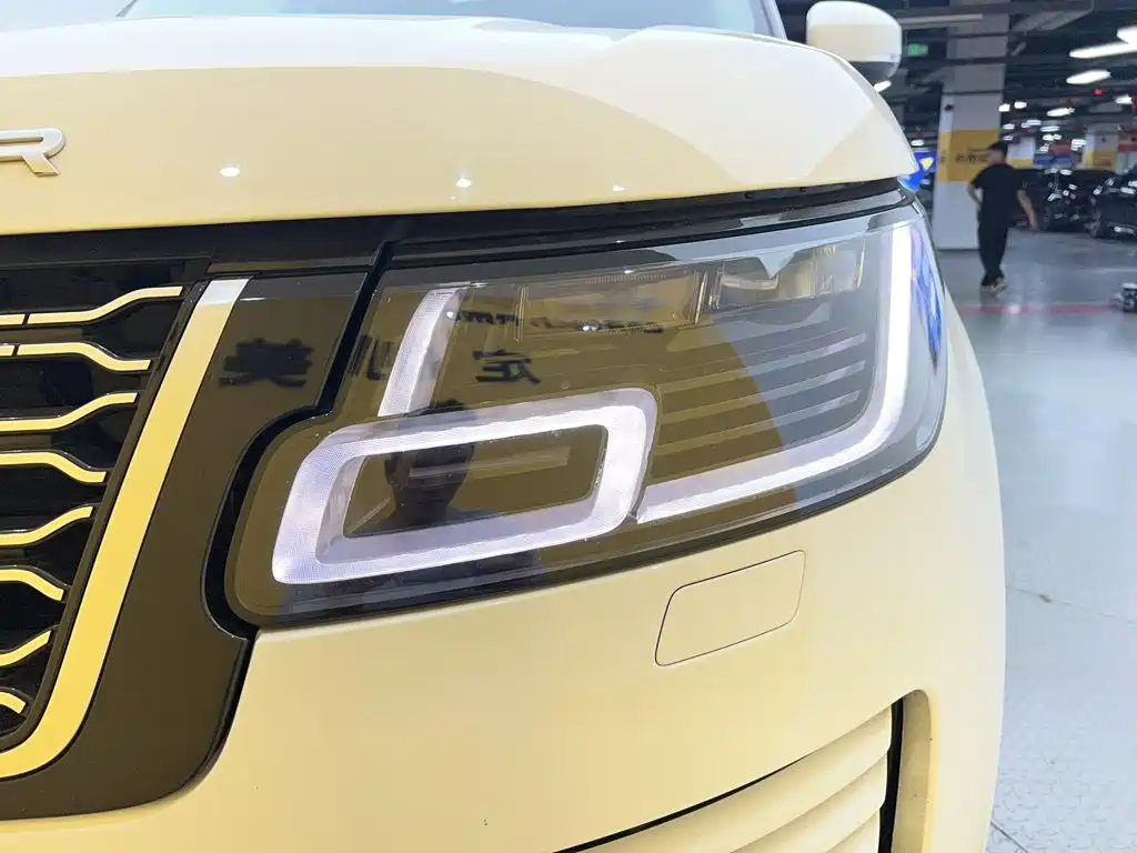 Land Rover Range Rover — миниатюра 8